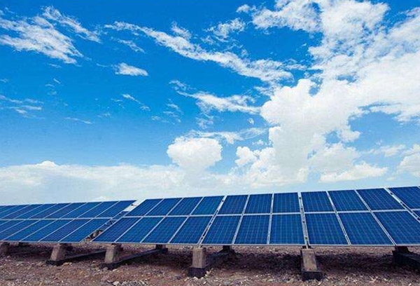 ����̫��ܹ��ϵ�y(t��ng)